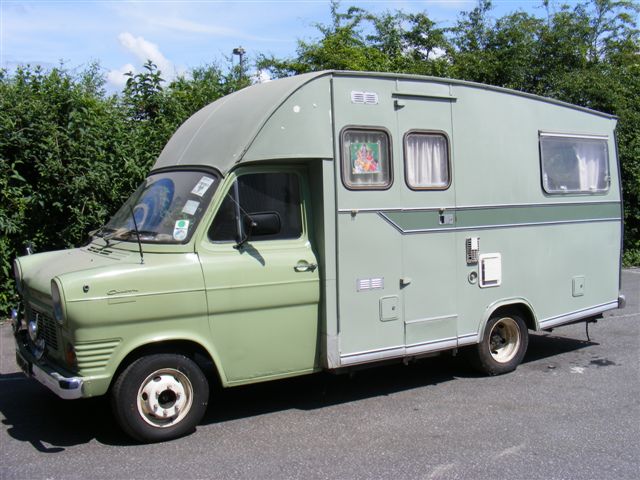 1975 Ford Transit Mk1 Motorhome 2 gas bottles automatic tons of storage